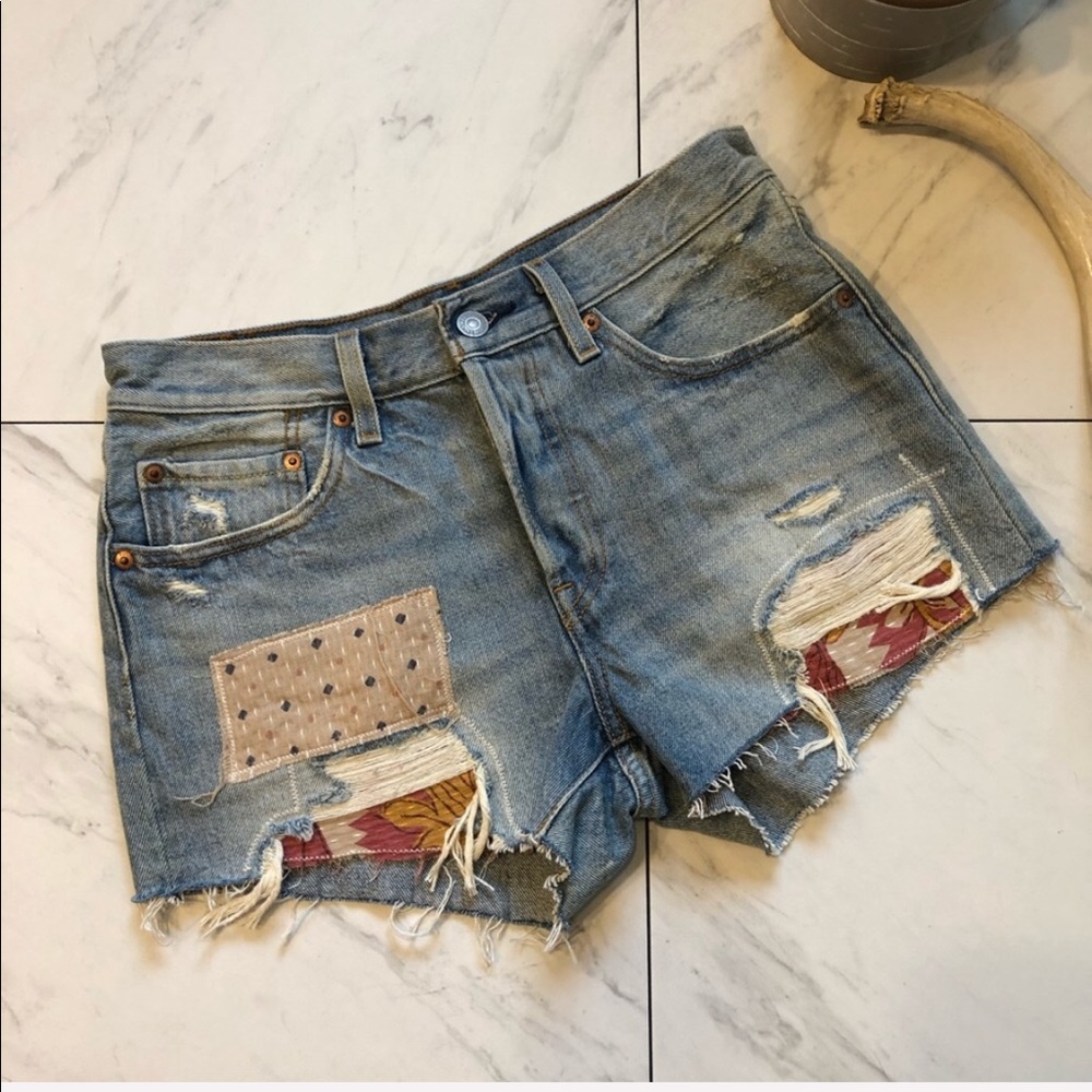 LEVI’S Boho High Waist Distressed Jean Shorts-4